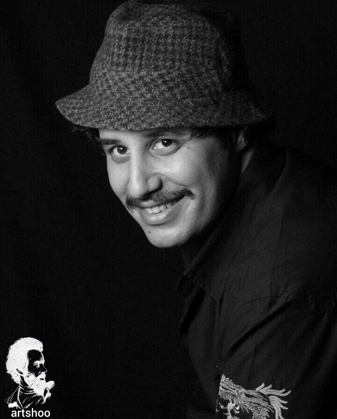 مدل پرتره سیاه قلم